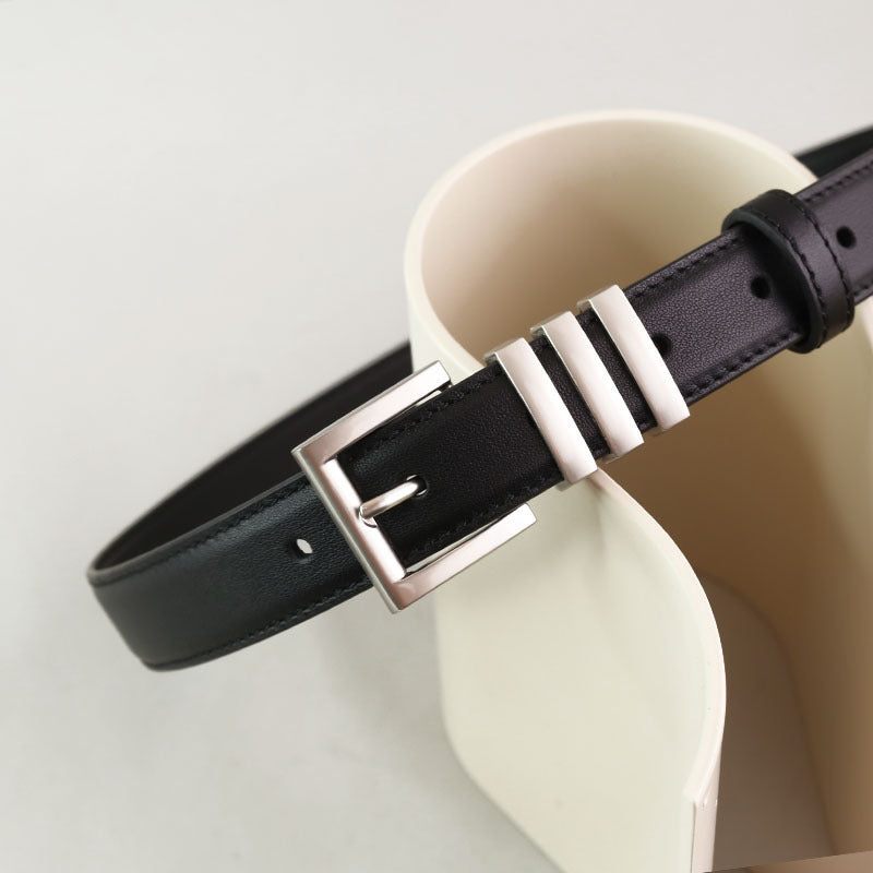 Cinto Feminino em Couro Genuíno com Fivela Clássica