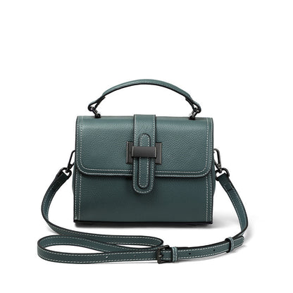 Bolsa Transversal Feminina em Couro – Elegância Versátil e Design Atemporal