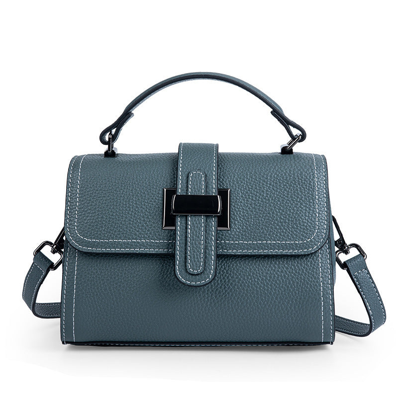 Bolsa Transversal Feminina em Couro – Elegância Versátil e Design Atemporal