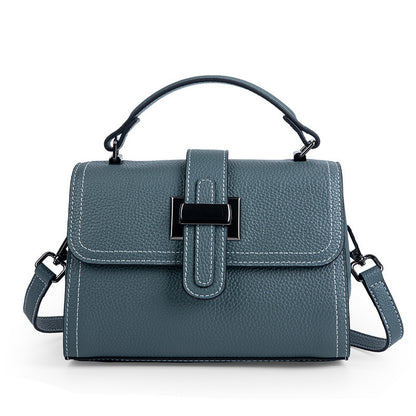 Bolsa Transversal Feminina em Couro – Elegância Versátil e Design Atemporal