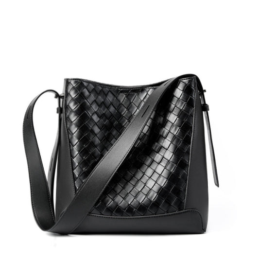 Bolsa Shoulder Feminina em Couro – Design Urbano com Detalhe Trançado