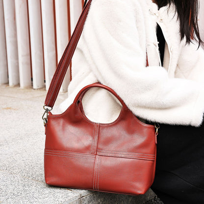 Bolsa Tiracolo Feminina em Couro Genuíno com Costura Artesanal